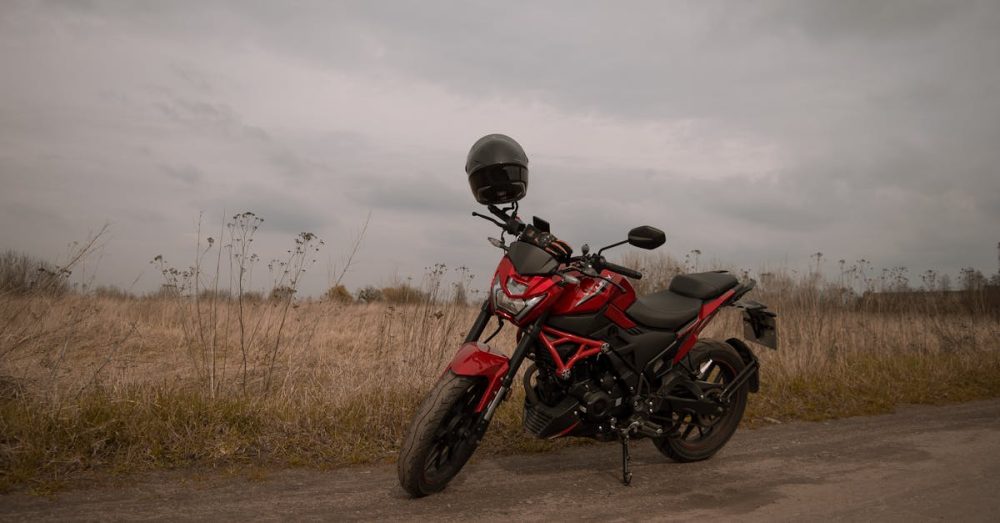 découvrez nos solutions d'assurance moto sur mesure. protégez votre véhicule et profitez de la route en toute sérénité grâce à des garanties adaptées à vos besoins. comparez les offres et choisissez la couverture qui vous convient le mieux.
