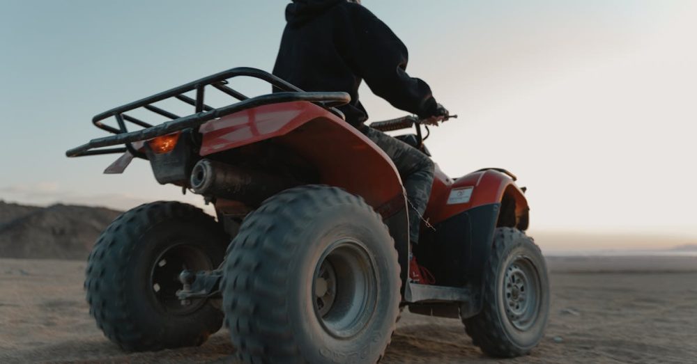 protégez votre moto avec une assurance adaptée à vos besoins. découvrez nos options d'assurance moto complètes pour garantir votre sécurité sur la route, tout en bénéficiant de tarifs compétitifs. obtenez un devis instantané et roulez l'esprit serein.
