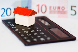 découvrez les tarifs compétitifs pour l'assurance habitation et choisissez la couverture parfaite pour protéger votre maison. comparez les offres et trouvez la meilleure option adaptée à vos besoins et votre budget.