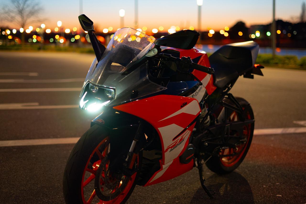 découvrez les meilleures offres de prix pour l'assurance moto 125. comparez les tarifs, les garanties et trouvez la couverture idéale pour votre moto tout en respectant votre budget.