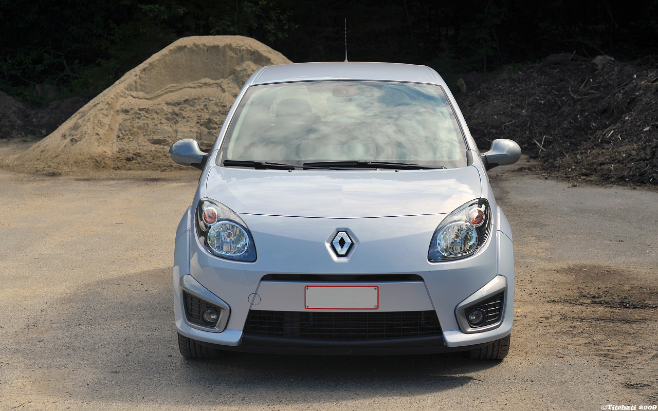 découvrez les meilleurs prix pour l'assurance de votre twingo rs. comparez les offres des assureurs et trouvez la couverture adaptée à vos besoins et à votre budget. protégez votre voiture sportive avec une assurance au meilleur rapport qualité-prix.