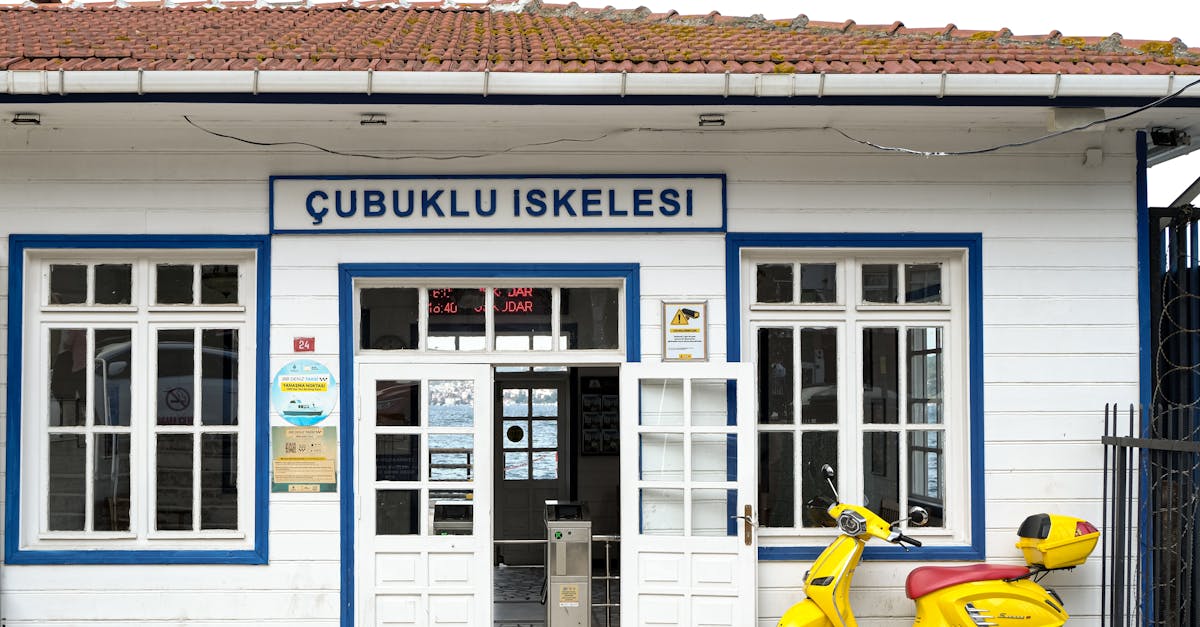 découvrez notre assurance scooter adaptée à vos besoins. protégez votre véhicule avec une couverture complète et des tarifs compétitifs. roulez l'esprit tranquille !