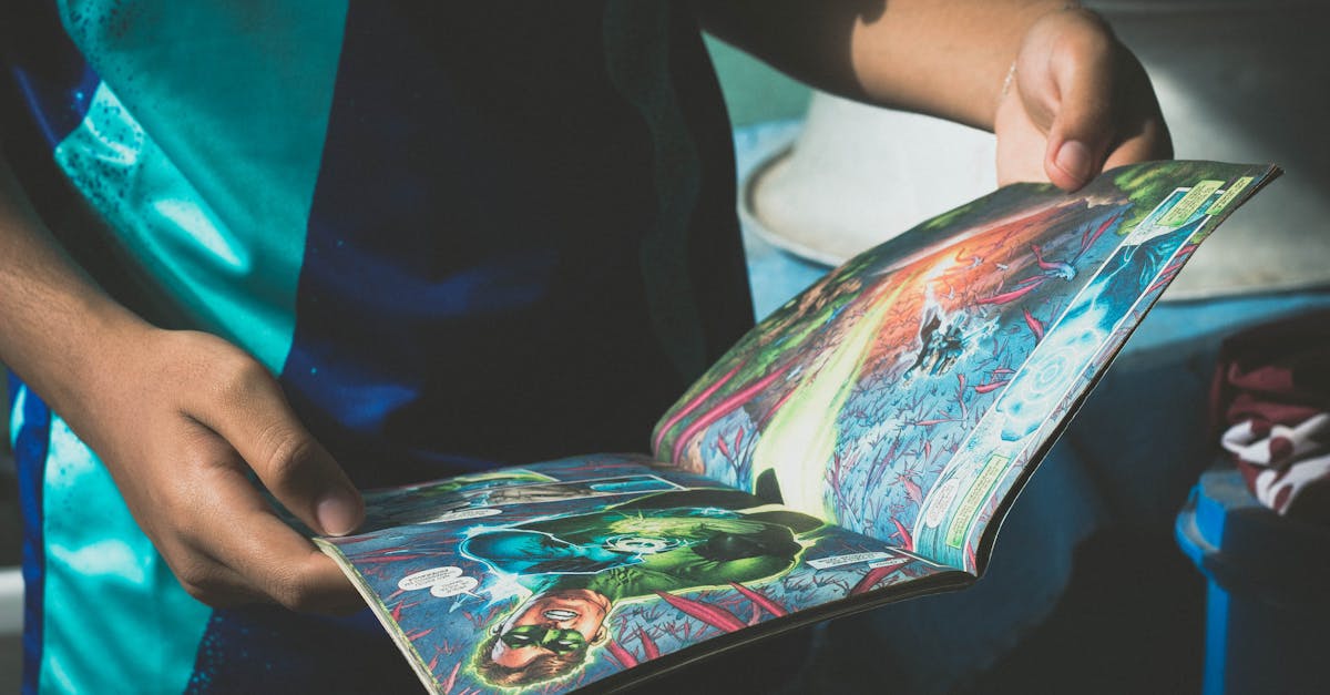 découvrez l'univers captivant des comics, où l'art de la bande dessinée prend vie à travers des histoires palpitantes, des super-héros emblématiques et des illustrations époustouflantes. plongez dans cet art narratif qui allie créativité et excitation.