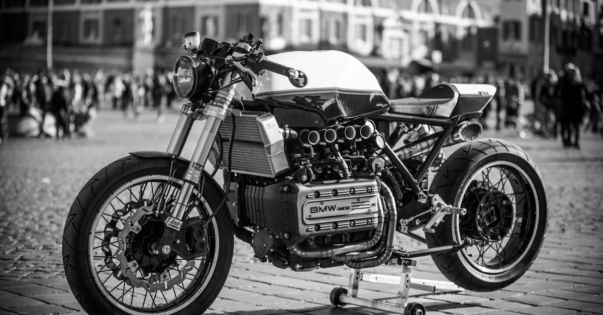 découvrez nos solutions d'assurance pour motos qui protègent votre véhicule tout en respectant votre budget. profitez de couvertures adaptées, d'un service client de qualité et d'options personnalisables pour rouler en toute sérénité.