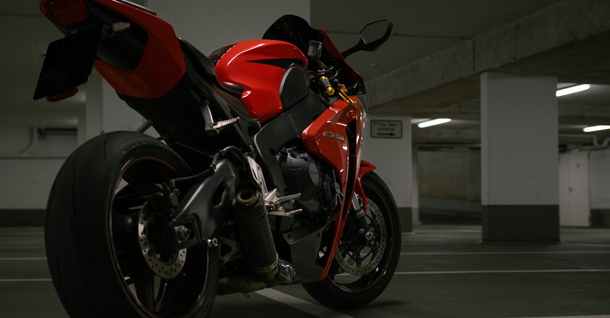 obtenez l'assurance moto qui vous convient le mieux ! protégez votre véhicule avec des garanties adaptées à vos besoins, des tarifs compétitifs et un service client à l'écoute. découvrez nos offres d'assurance moto dès aujourd'hui.