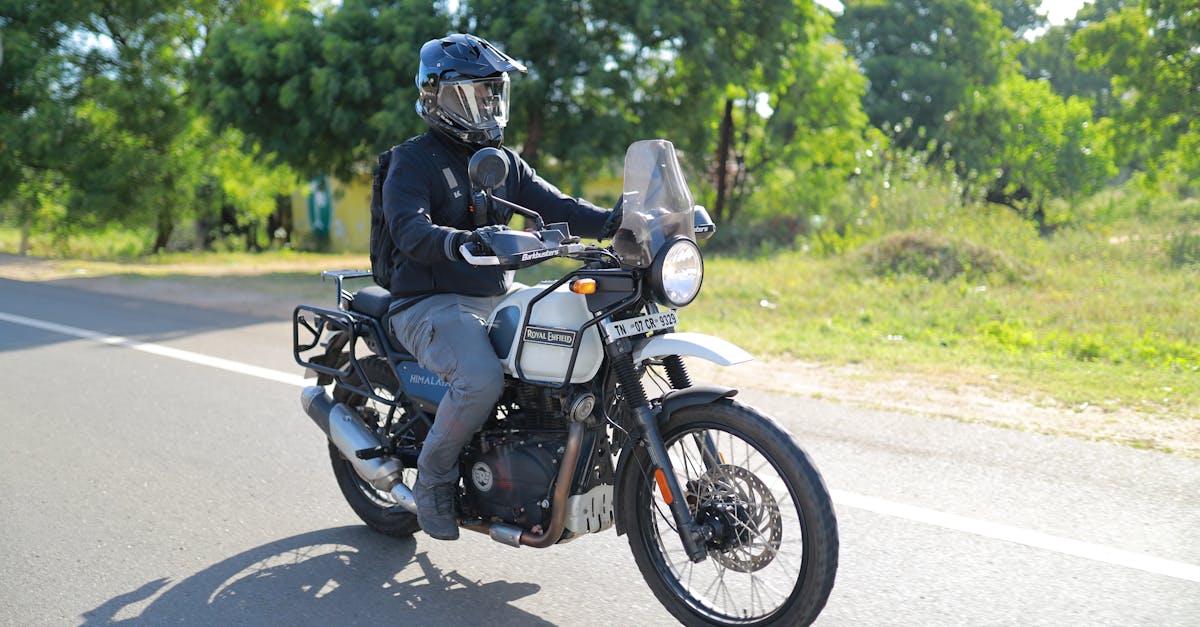 découvrez notre assurance moto sur mesure, conçue pour protéger votre véhicule et vous offrir une tranquillité d'esprit sur la route. obtenez des devis compétitifs et des couvertures adaptées à vos besoins spécifiques en toute simplicité.