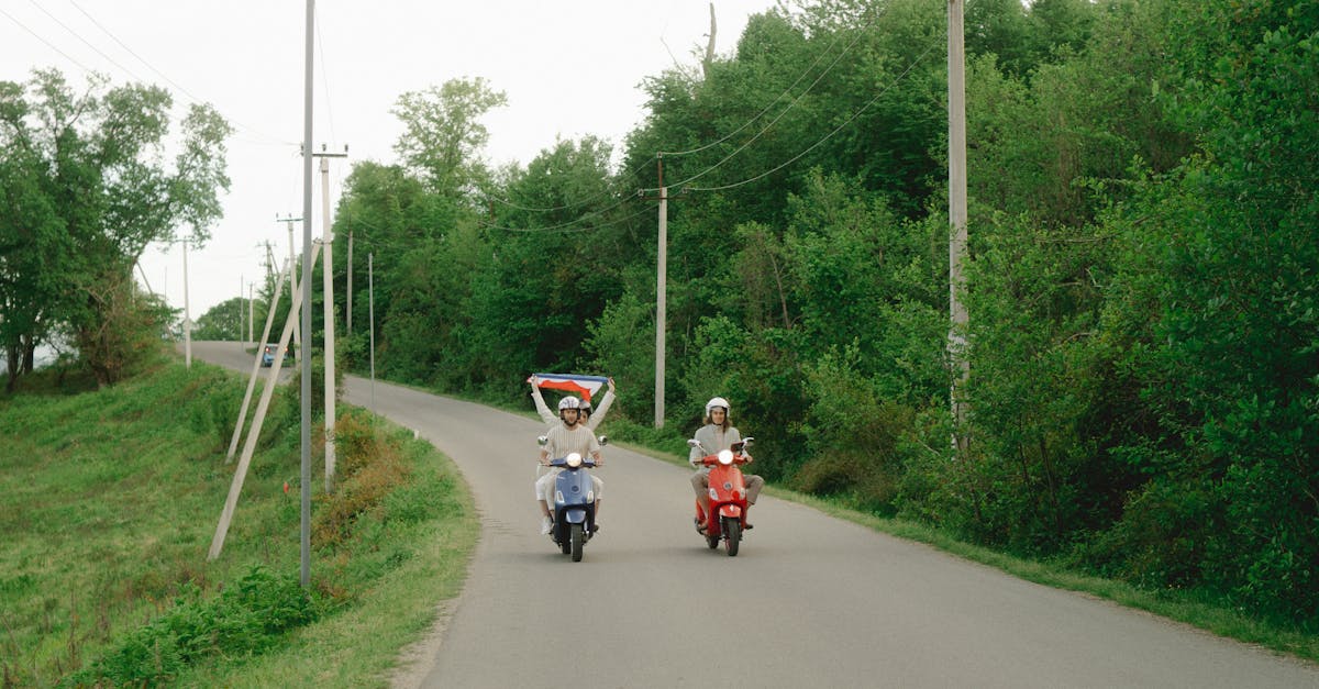 découvrez le monde des motards : aventures sur deux roues, conseils de sécurité, et passion pour la moto. rejoignez la communauté des passionnés et partagez votre amour pour la conduite.