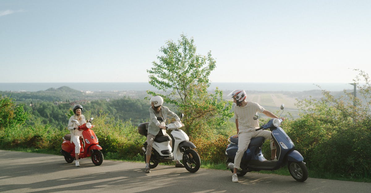 découvrez l'univers des motocyclistes : conseils, équipements, sécurité et passion de la route. rejoignez notre communauté de riders et partagez vos expériences sur deux roues.