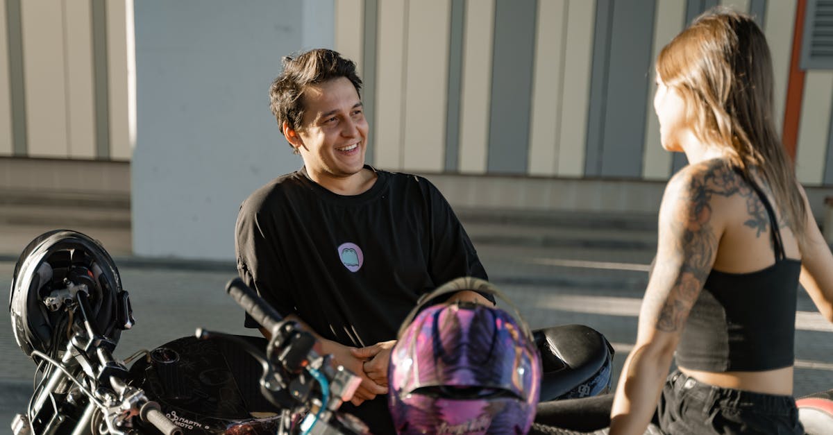 découvrez le monde passionnant des motocyclistes : conseils, sécurité, éthique de conduite, et tout ce qu'il faut savoir pour profiter pleinement de votre expérience à moto. rejoignez notre communauté de passionnés et vivez la liberté sur deux roues.