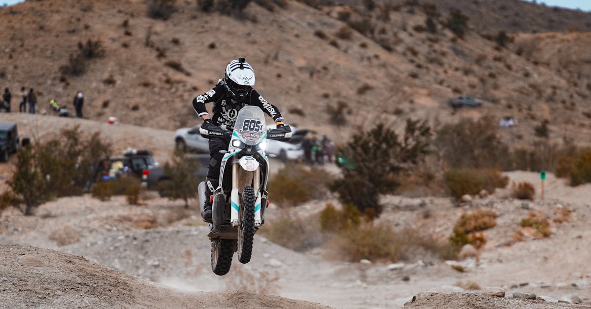 découvrez les meilleures options d'assurance pour votre moto. protégez-vous et votre véhicule avec des garanties adaptées à vos besoins. comparatif des tarifs, conseils et astuces pour choisir la couverture idéale.