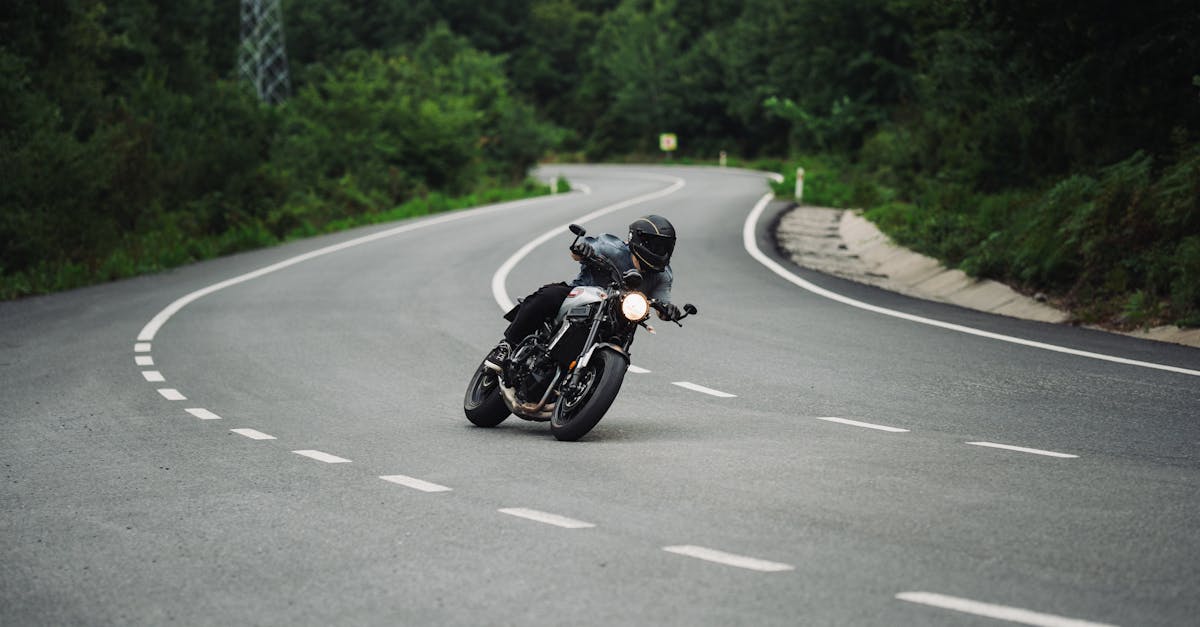 découvrez notre assurance moto adaptée à vos besoins, offrant une protection complète pour votre véhicule et vous-même. profitez de tarifs compétitifs et d'un service client dédié pour rouler en toute sérénité.