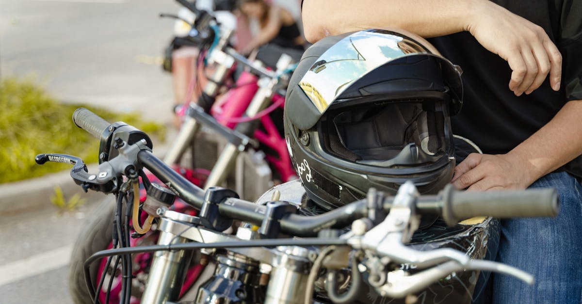 découvrez nos solutions de protection contre le vol de motos. assurez la sécurité de votre deux-roues grâce à des dispositifs innovants et des conseils pratiques pour prévenir le vol. protégez votre investissement avec les meilleures stratégies de sécurité.