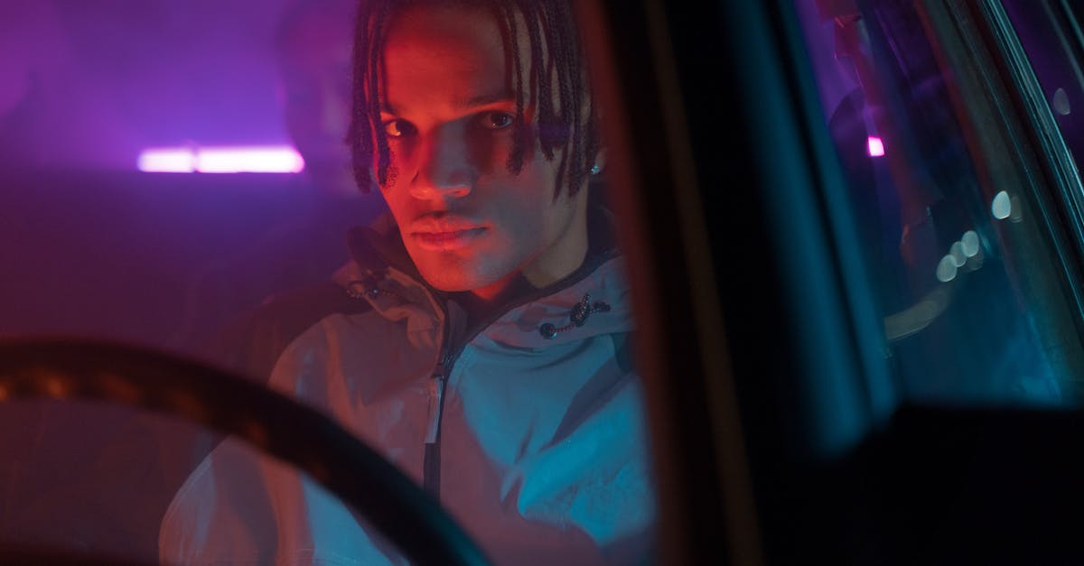 découvrez notre assurance pour jeunes conducteurs, conçue pour offrir une couverture adaptée aux besoins des automobilistes débutants. profitez de tarifs compétitifs, d'une assistance 24/7 et de conseils pour sécuriser vos trajets en toute sérénité.