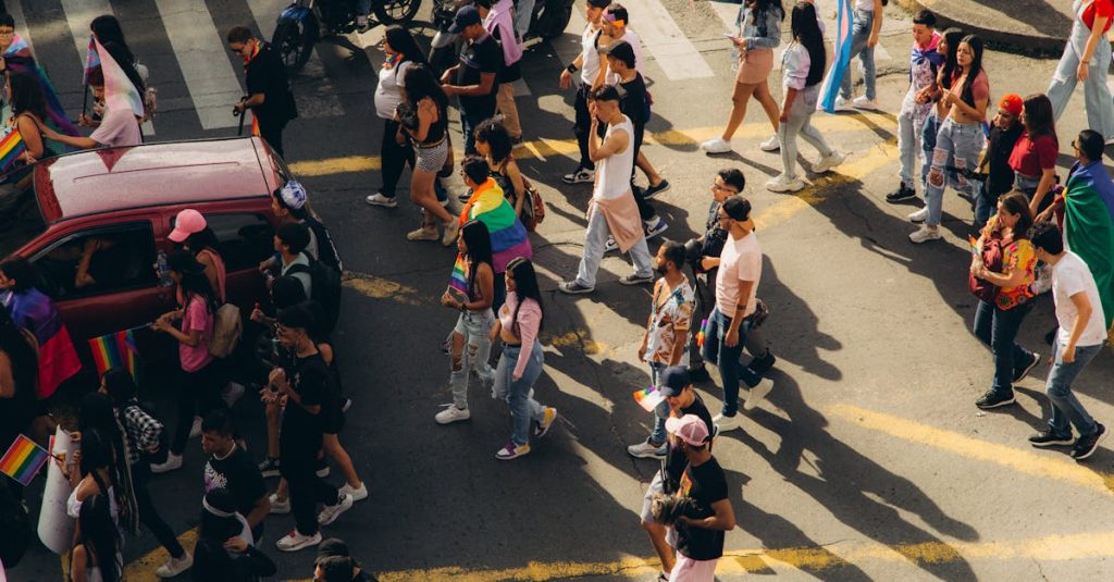 découvrez le monde des manifestations motocyclistes : un rassemblement passionné pour défendre les droits des motards, promouvoir la sécurité routière et sensibiliser le public aux enjeux environnementaux. rejoignez-nous pour un voyage plein d'adrénaline et d'engagement !