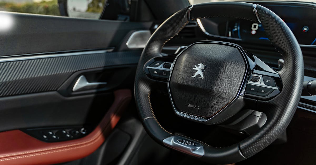 découvrez tout sur les airbags, ces dispositifs de sécurité essentiels dans les véhicules, conçus pour protéger les occupants en cas d'accident. apprenez leur fonctionnement, les différents types disponibles et l'importance de leur entretien pour garantir votre sécurité sur la route.