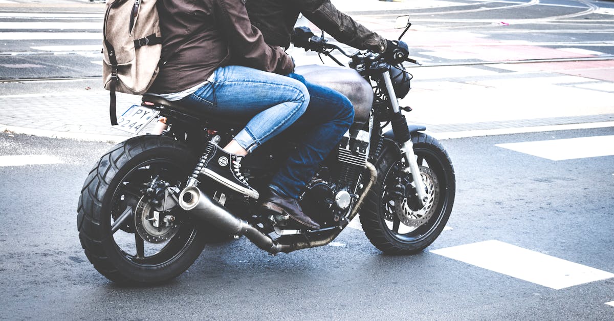 découvrez l'univers passionnant des motos, de l'histoire fascinante aux modèles les plus récents. que vous soyez un passionné de sensations fortes ou un novice, trouvez des conseils, des astuces d'entretien, et les meilleures destinations pour vos balades à moto.