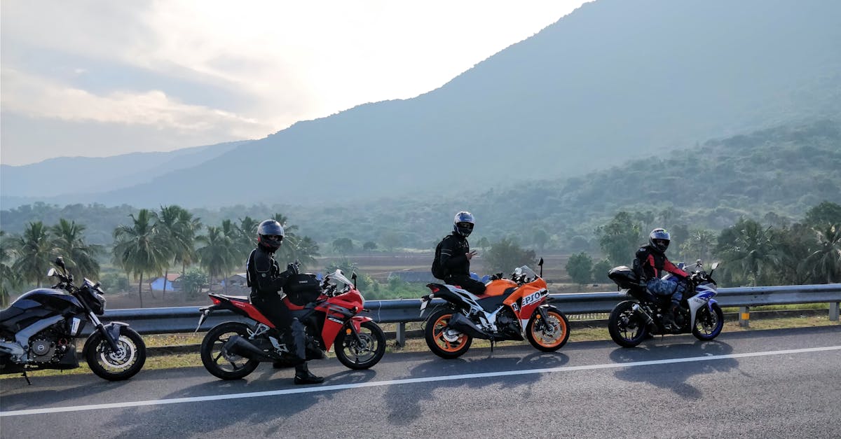 découvrez l'univers fascinant des motos : conseils d'achat, entretien, accessoires indispensables et aventures sur deux roues. préparez-vous à vivre des sensations fortes et à explorer des paysages exceptionnels avec votre moto.