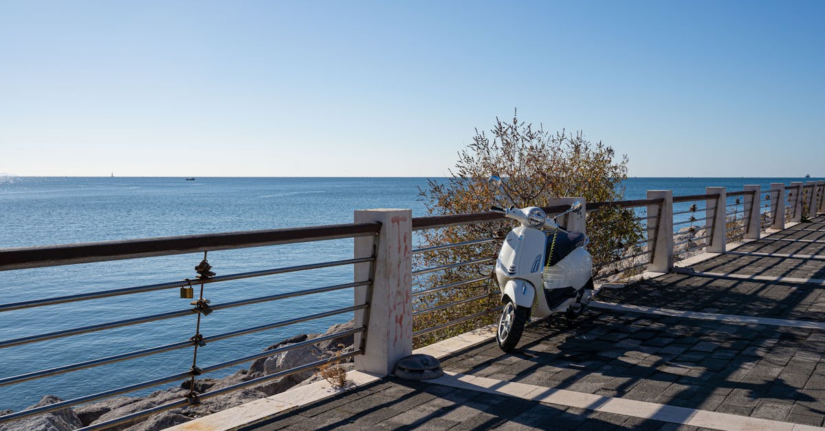 découvrez notre sélection de blagues et d'anecdotes hilarantes sur le monde des motos. plongez dans l'humour motocycliste et partagez un bon moment entre passionnés avec des histoires drôles et des situations cocasses vécues en deux-roues.