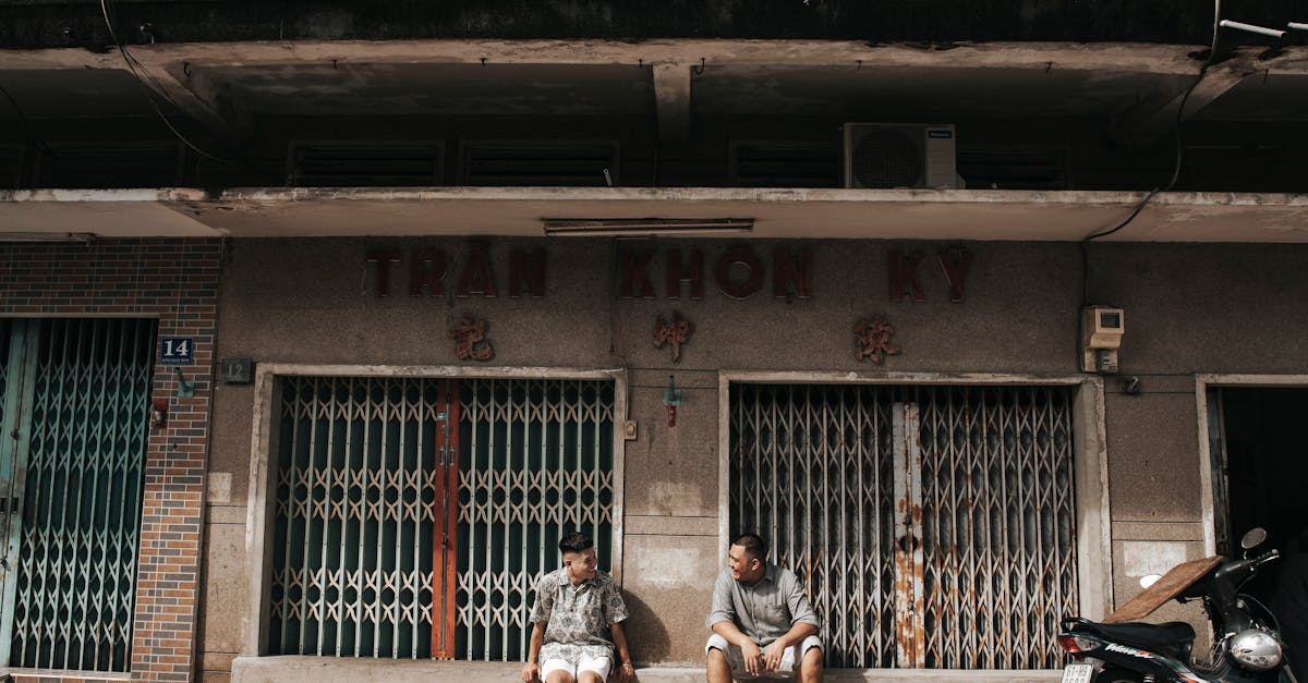 découvrez nos solutions d'assurance moto adaptées à vos besoins. protégez votre deux-roues avec des couvertures complètes et des tarifs compétitifs. profitez d'une tranquillité d'esprit sur la route avec notre accompagnement personnalisé.