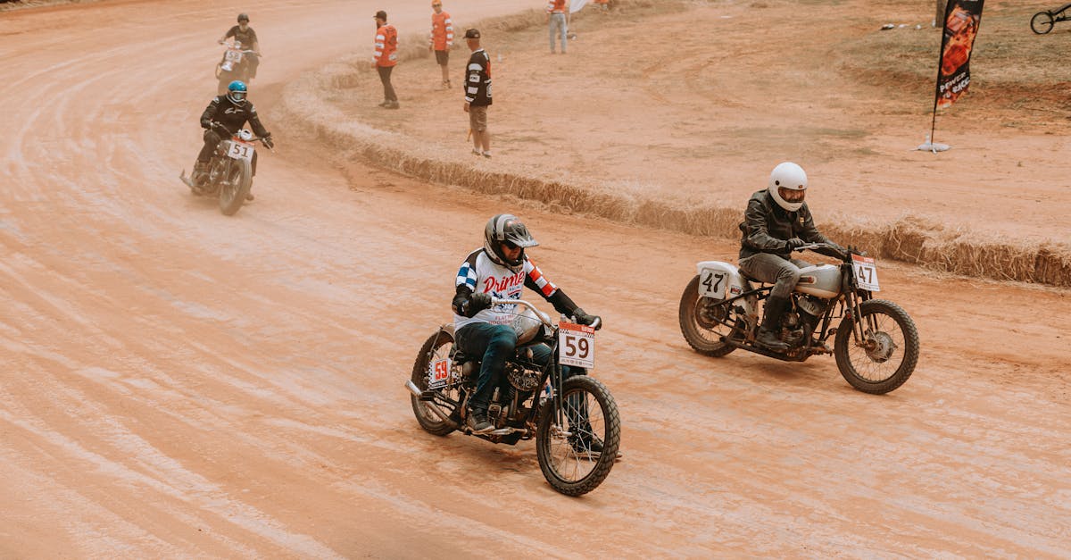 rejoignez-nous pour un rassemblement de motos inoubliable ! événement festif réunissant passionnés de deux-roues, démonstrations, balades et rencontres. vivez la communauté des motards dans une ambiance conviviale et découvrez des modèles uniques tout au long de cette journée mémorable.