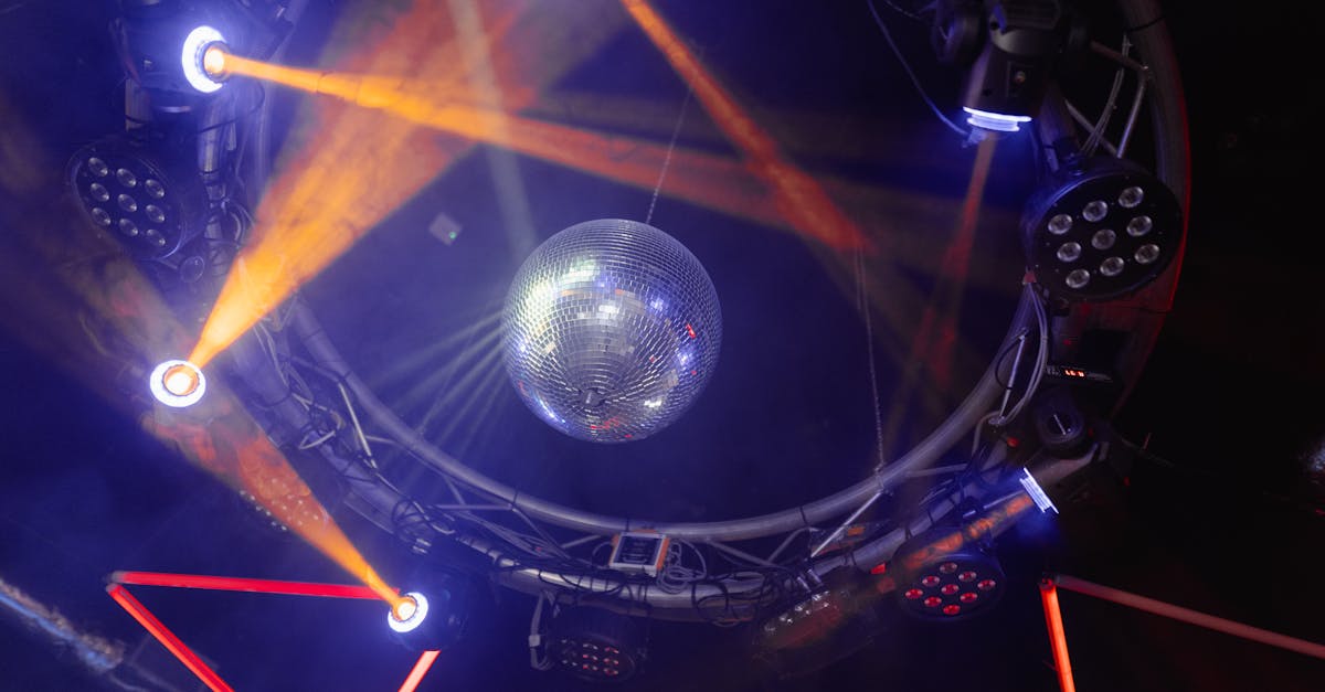 découvrez le club 14, un espace unique dédié aux passionnés de culture, d'art et de divertissement. rejoignez-nous pour des événements exclusifs, des rencontres enrichissantes et des activités variées dans une ambiance conviviale.