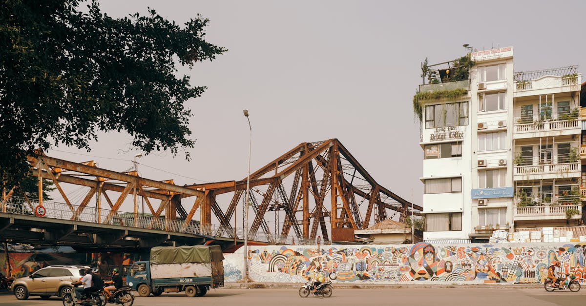 découvrez les meilleures offres d'assurance moto grâce à notre comparateur. trouvez la couverture adaptée à vos besoins et économisez sur votre prime d'assurance. comparez les prix et les garanties en quelques clics.