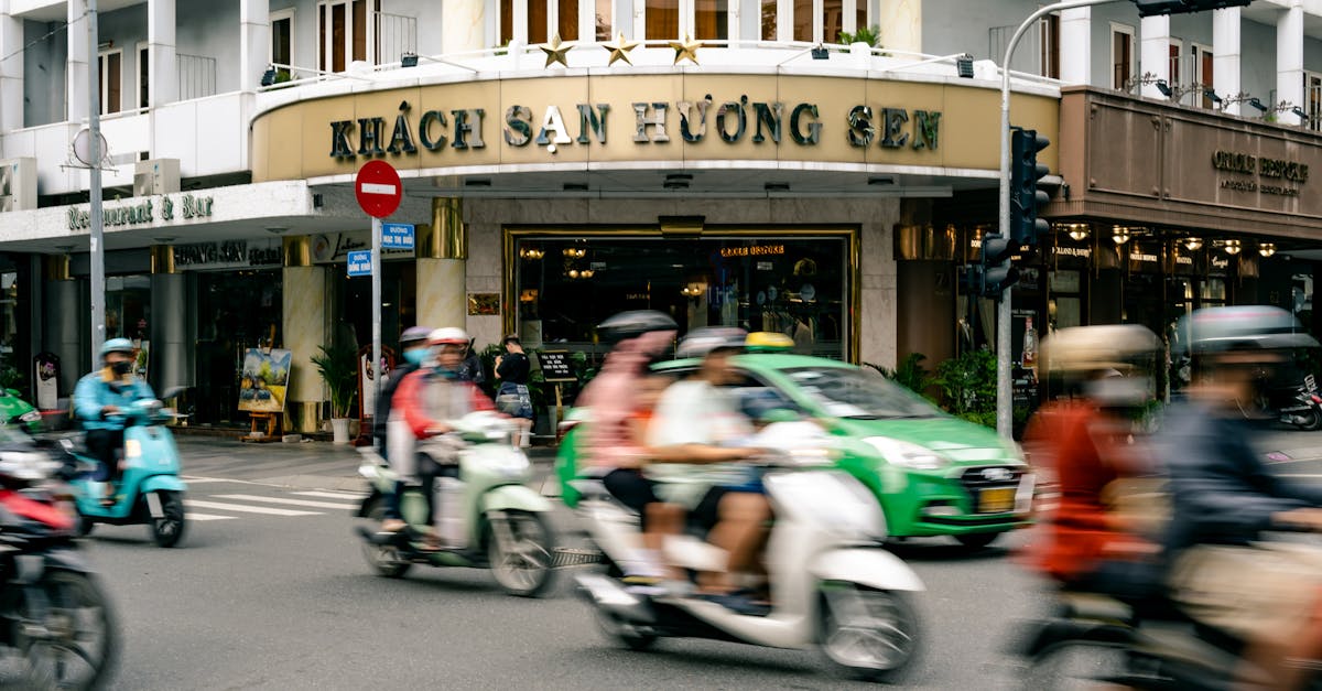 comparez les assurances pour motos et trouvez la meilleure couverture adaptée à vos besoins. profitez des meilleures offres et économisez sur votre assurance moto dès aujourd'hui.