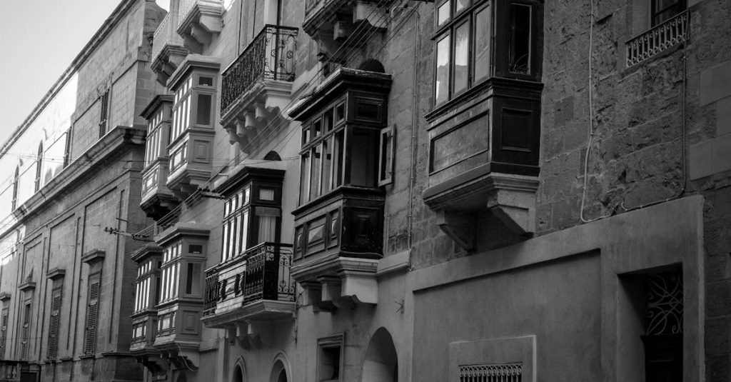 découvrez le sepa, le système de paiement européen qui facilite les transferts d'argent en euros entre les pays membres. simplifiez vos transactions bancaires et profitez d'une approche standardisée et sécurisée pour vos paiements. informez-vous sur les avantages et les modalités du sepa.