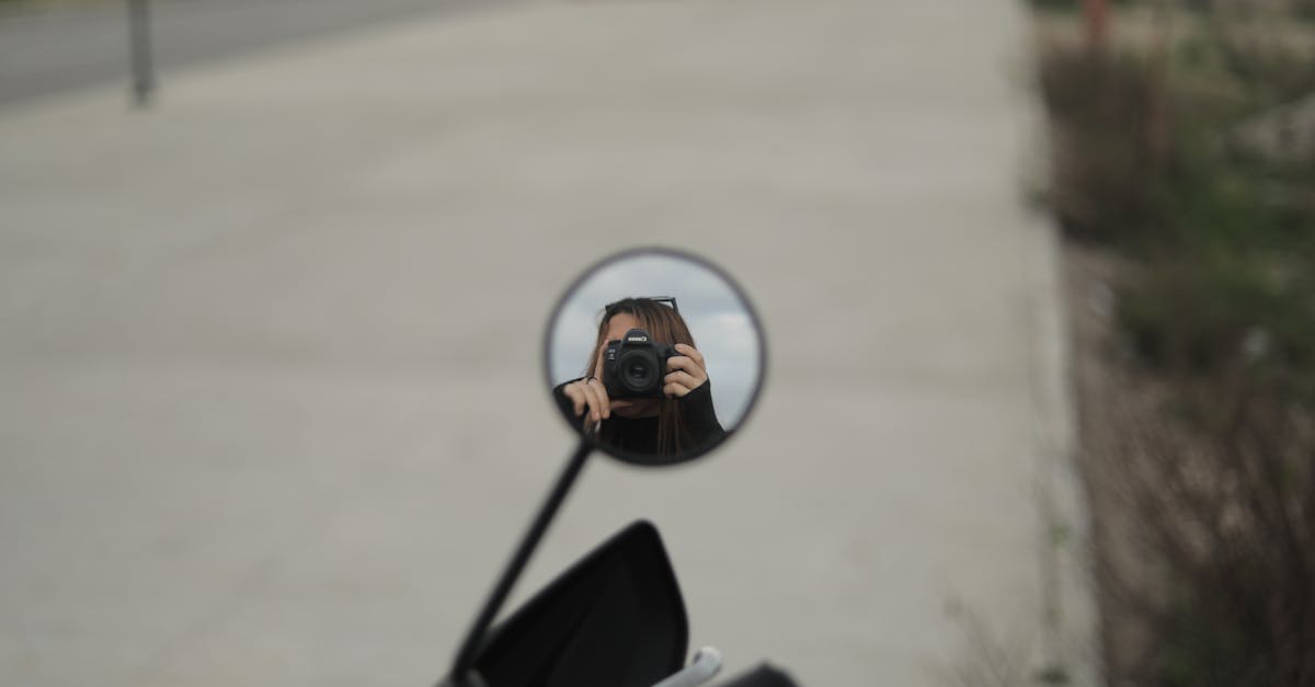 découvrez notre large gamme d'accessoires pour motos, conçus pour améliorer votre expérience de conduite. que vous recherchiez des équipements de sécurité, des pièces de rechange ou des éléments de style, trouvez tout ce dont vous avez besoin pour personnaliser votre moto et rouler en toute confiance.