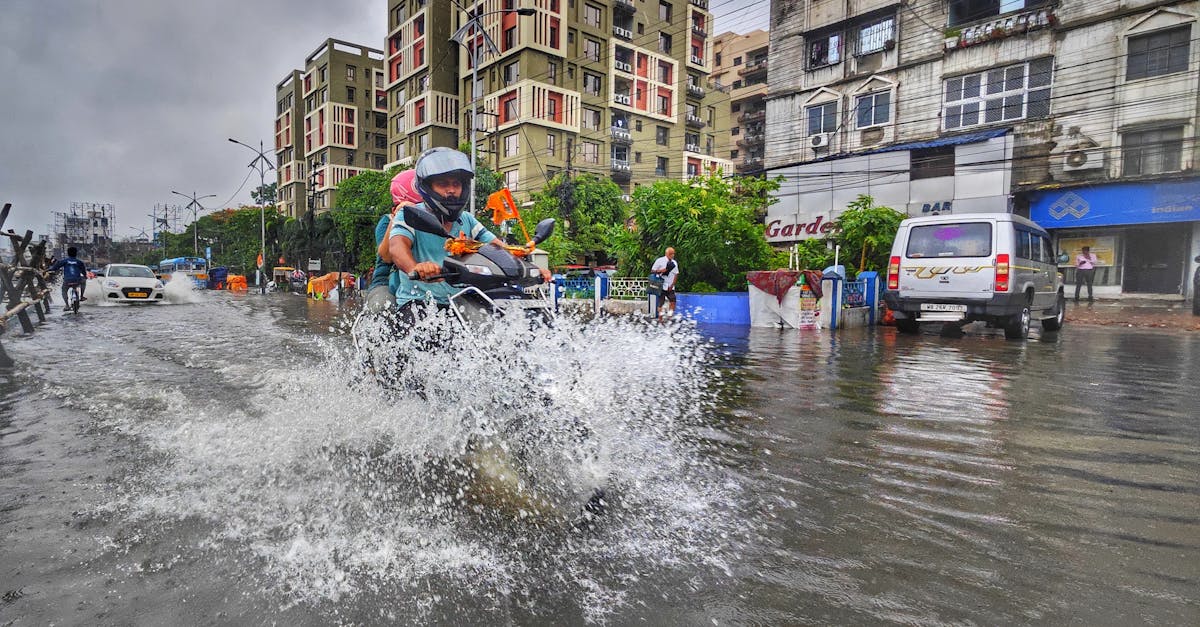 obtenez une estimation rapide et précise pour votre assurance scooter. comparez les meilleures offres et choisissez la protection qui vous convient le mieux, tout en bénéficiant d'un service client exceptionnel.