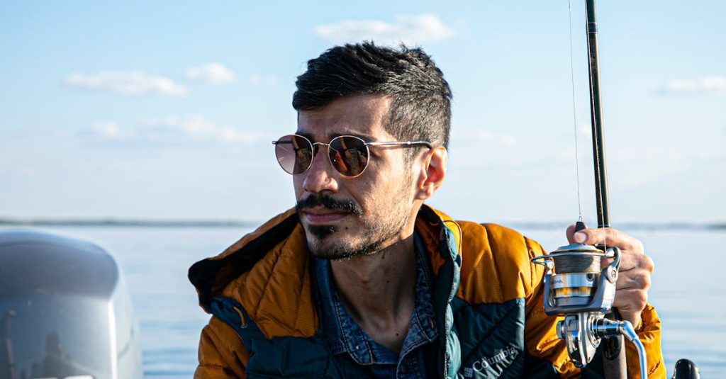 découvrez la yamaha mt-07, une moto agile et performante qui allie design moderne et puissance exceptionnelle. parfaite pour les amateurs de sensations fortes, elle offre une expérience de conduite inégalée en milieu urbain comme sur route. explorez les caractéristiques et les performances de cette moto emblématique.