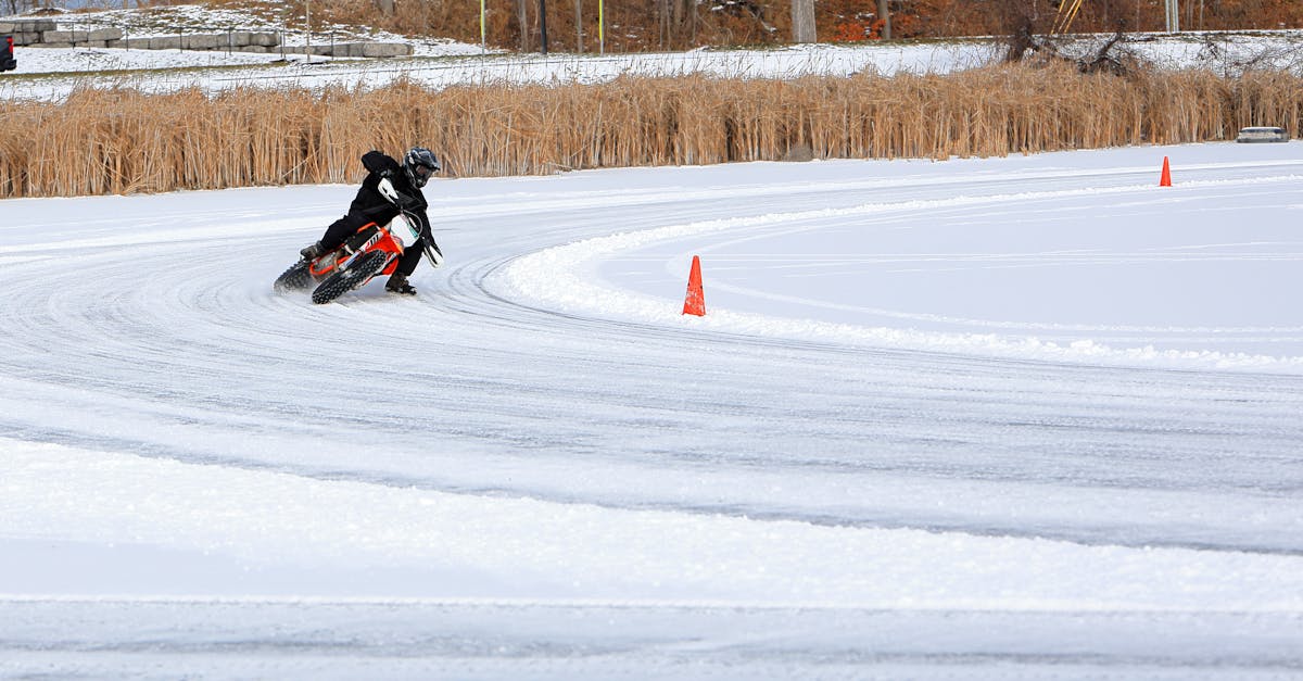 découvrez nos solutions d'assurance moto adaptées à vos besoins. protégez votre véhicule avec des garanties complètes et un service personnalisé. obtenez un devis instantané et roulez en toute sérénité!
