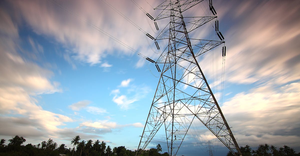 découvrez le monde de l'électricité : ses principes fondamentaux, ses applications dans notre vie quotidienne et les innovations qui transforment cette énergie essentielle en un atout pour un avenir durable.