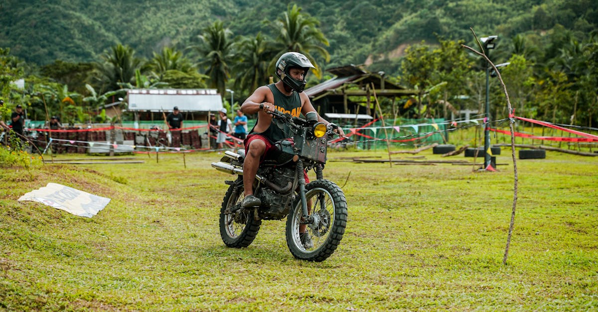 découvrez notre assurance moto adaptée à vos besoins ! protégez votre véhicule avec des garanties complètes, un service client à votre écoute et des tarifs compétitifs. comparez les offres dès aujourd'hui pour rouler en toute sécurité.