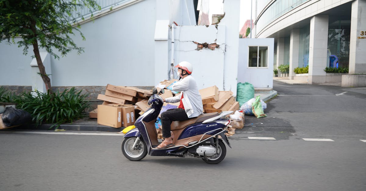 découvrez notre assurance moto qui protège votre véhicule tout en vous offrant des garanties adaptées à vos besoins. profitez de tarifs compétitifs et d'un service client à votre écoute pour rouler en toute sérénité.