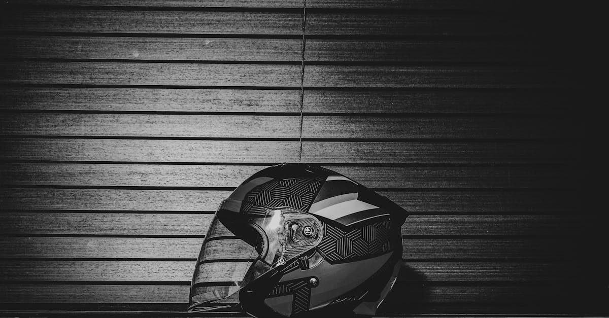 découvrez notre assurance moto adaptée à vos besoins. protégez votre véhicule et bénéficiez d'une couverture complète au meilleur prix. comparez nos offres et roulez en toute sérénité!