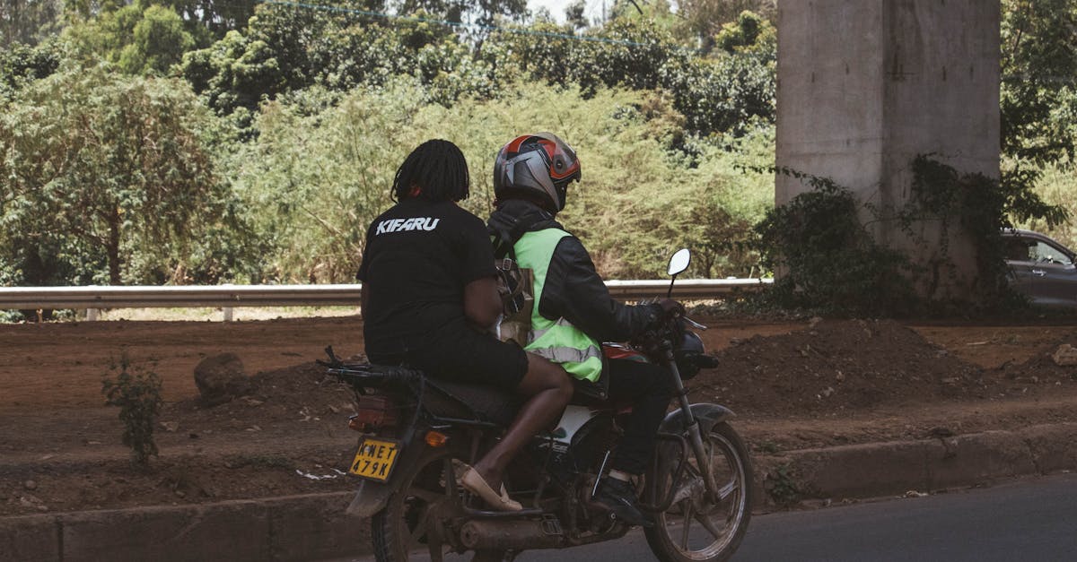 découvrez nos solutions d'assurance moto adaptées à vos besoins. protégez votre véhicule et partez sereinement sur la route grâce à notre couverture complète et nos tarifs compétitifs.