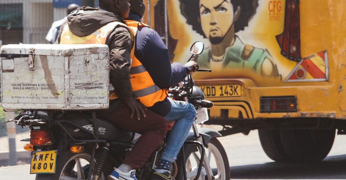 découvrez l'assurance scooter adaptée à vos besoins. protégez votre deux-roues avec des formules flexibles et des tarifs compétitifs, tout en bénéficiant d'une assistance rapide en cas de besoin. comparez les offres et roulez en toute sérénité !