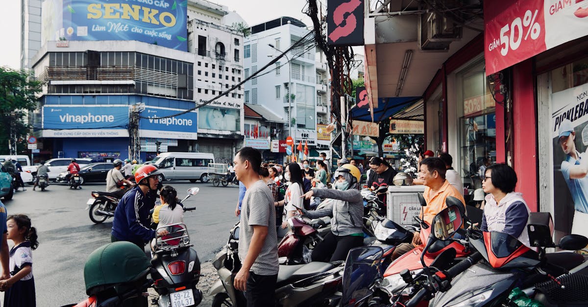 découvrez notre sélection de scooters modernes et performants, idéaux pour vos déplacements quotidiens. profitez d'une conduite agréable et d'un design innovant pour une expérience urbaine inoubliable.
