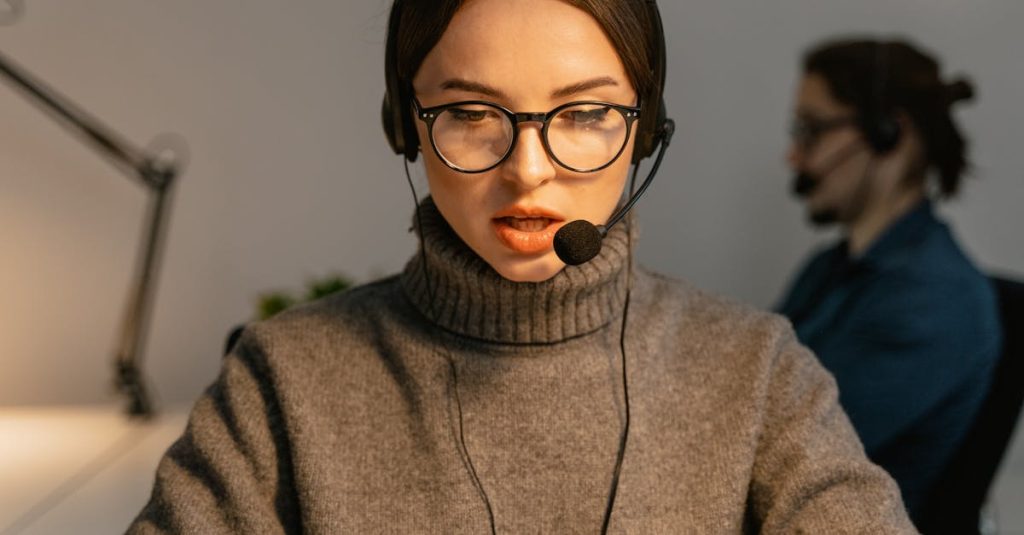 découvrez l'importance de la relation client pour la réussite de votre entreprise. apprenez des stratégies efficaces pour fidéliser vos clients et améliorer leur expérience à travers une communication optimale et des services personnalisés.