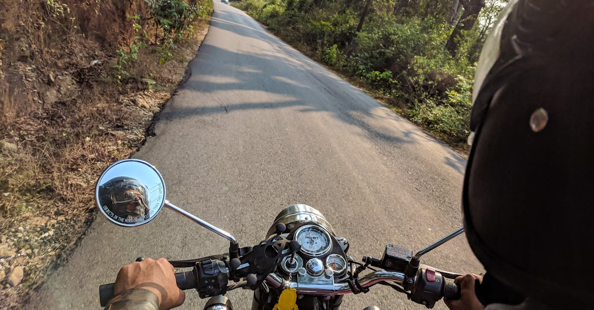 découvrez l'univers passionnant des motos : conseils d'achat, astuces d'entretien, et les dernières tendances en matière de motocyclisme. que vous soyez débutant ou expert, trouvez tout ce qu'il vous faut pour profiter pleinement de vos balades à moto.