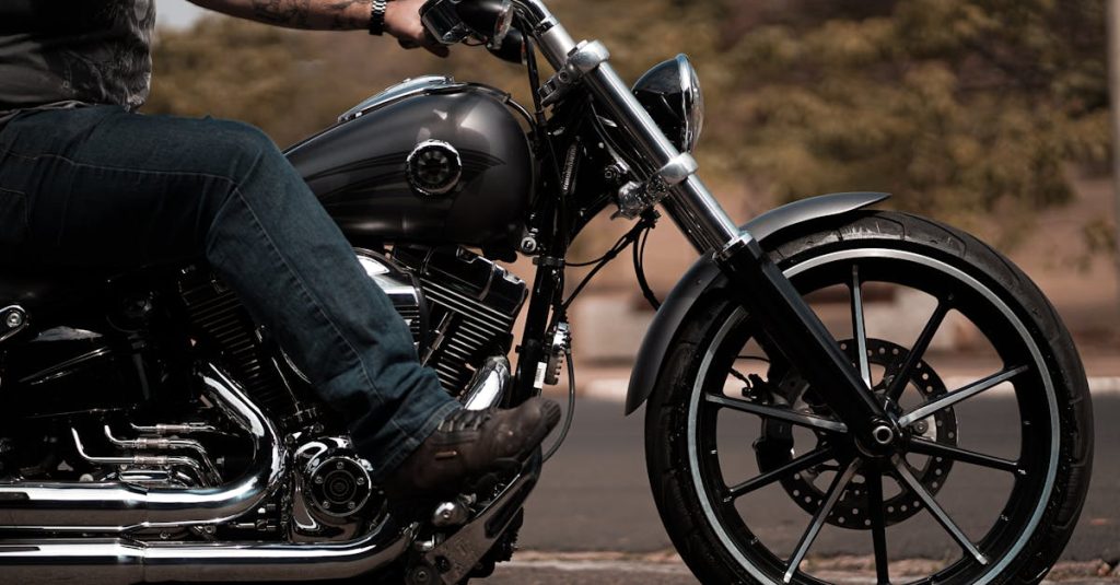 découvrez une large gamme d'accessoires pour motos, conçus pour améliorer votre expérience de conduite, augmenter votre sécurité et personnaliser votre machine. que vous soyez un passionné ou un conducteur quotidien, trouvez tout ce dont vous avez besoin pour votre moto ici.