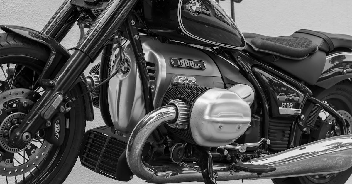 protégez votre moto avec une assurance adaptée à vos besoins. découvrez nos options d'assurance moto pour une couverture complète et un service client irréprochable. roulez en toute tranquillité!