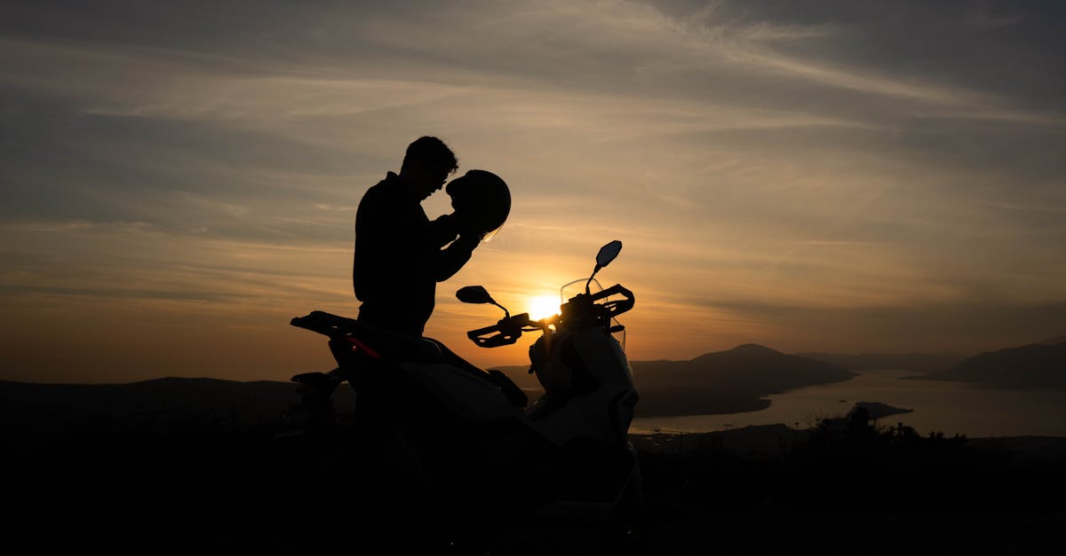 découvrez notre assurance moto adaptée à vos besoins, offrant une couverture complète pour protéger votre véhicule et votre tranquillité d'esprit. profitez de tarifs compétitifs et d'un service client dédié.