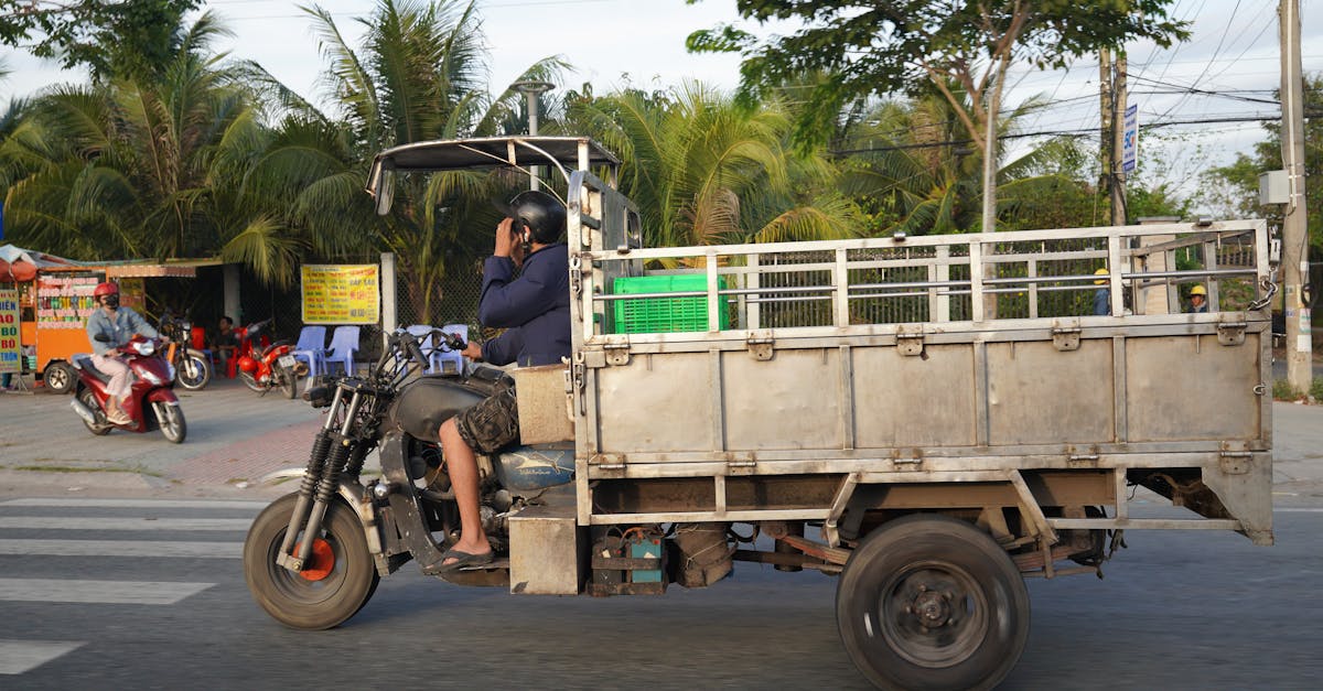 assurez votre moto avec notre assurance spécialisée. profitez d'une couverture adaptée à vos besoins, d'une protection en cas d'accident et de tarifs compétitifs. ne laissez rien au hasard, roulez en toute sérénité !