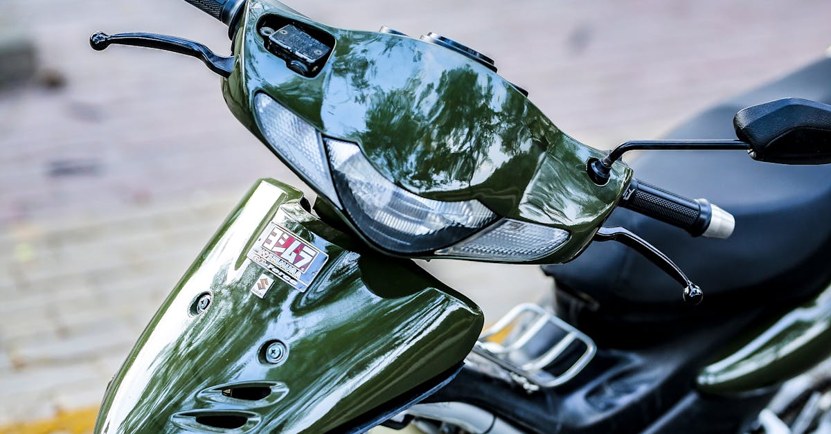 découvrez nos offres d'assurance moto adaptées à vos besoins. protégez-vous et votre véhicule avec des garanties sur-mesure, des tarifs compétitifs et un service client à votre écoute. roulez en toute sérénité avec notre assurance moto.