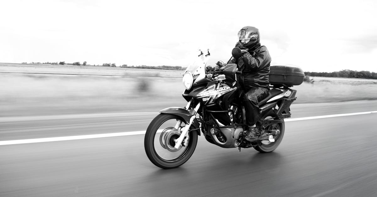 découvrez les meilleures options d'assurance pour motos et protégez votre véhicule avec des couvertures adaptées à vos besoins. comparez les offres et trouvez la tranquillité d'esprit sur la route.