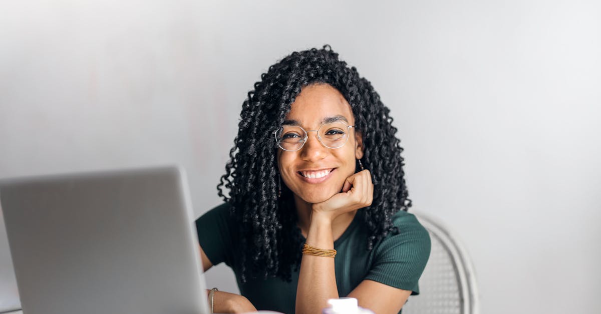découvrez comment améliorer votre visibilité en ligne grâce à des stratégies efficaces de référencement, de marketing digital et de gestion des réseaux sociaux. augmentez votre présence sur le web et attirez de nouveaux clients.