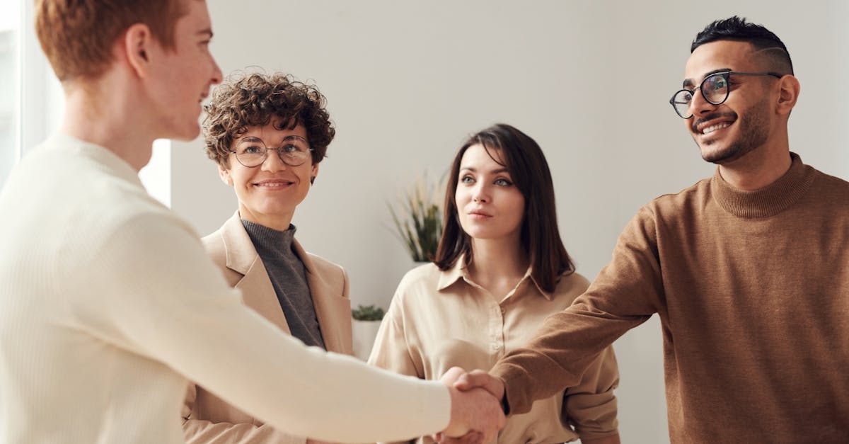 découvrez comment établir des partenariats solides et fructueux grâce à nos conseils et stratégies éprouvées. améliorez votre entreprise en unissant vos forces avec d'autres acteurs du marché.