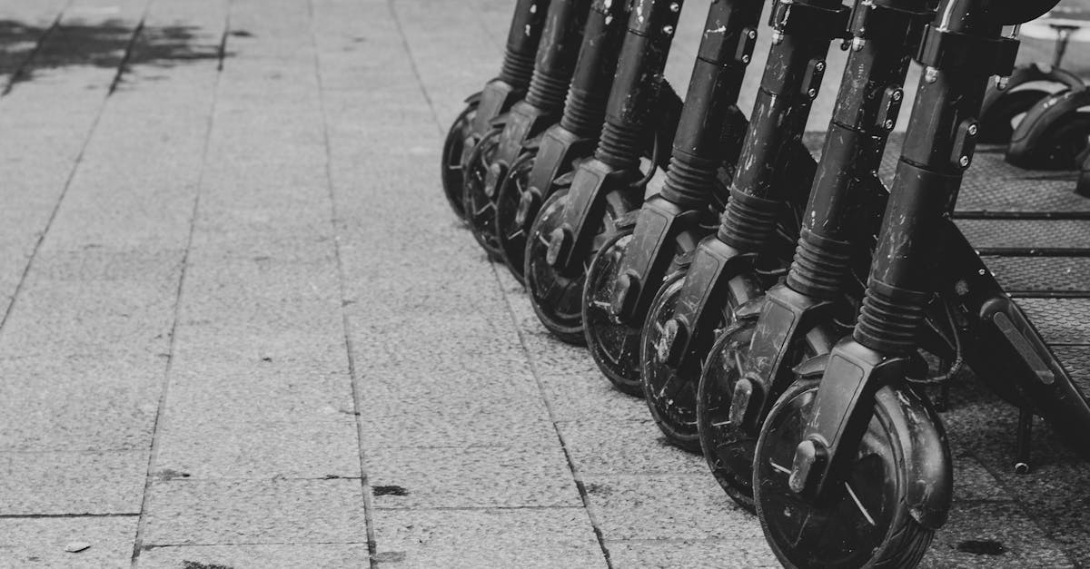 découvrez notre gamme de roues de scooter, conçues pour offrir performance et durabilité. que vous soyez un passionné de scooter ou un nouvel utilisateur, trouvez les roues parfaites pour améliorer votre expérience de conduite. profitez d'une sélection variée adaptée à tous les styles et besoins!